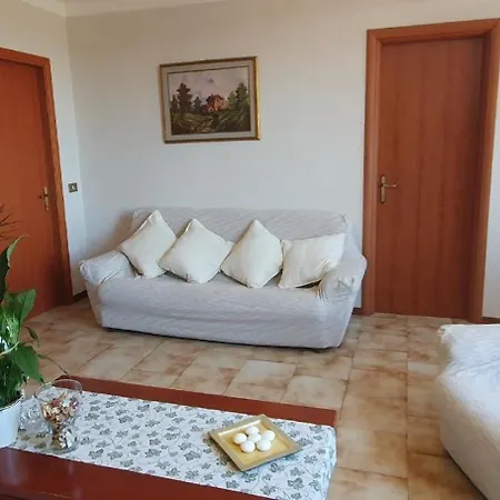 Vakantiehuis Ferienhaus Mit Garten, Pool Und Einzigartiger 360-panoramaaussicht Montefegatesi