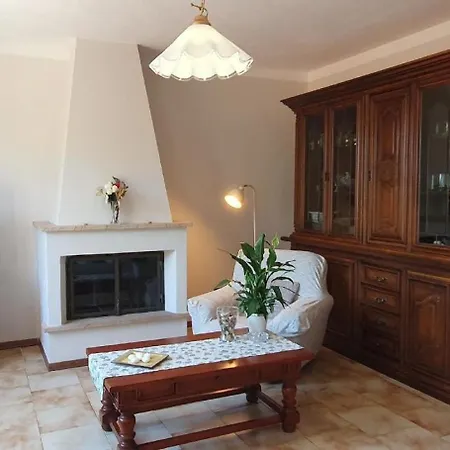 Ferienhaus Mit Garten, Pool Und Einzigartiger 360-panoramaaussicht Montefegatesi